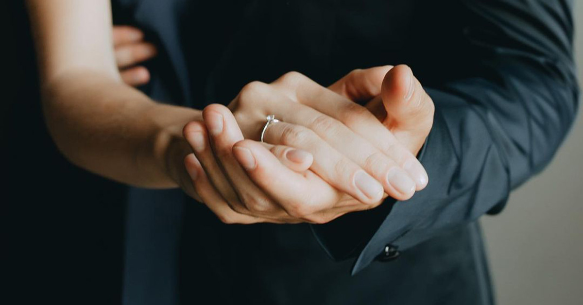 what-to-do-with-an-engagement-ring-if-the-girl-refused